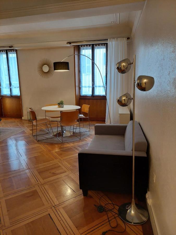 Le Vintage - Appartement En Plein Coeur De La Vieille Ville Annecy Esterno foto